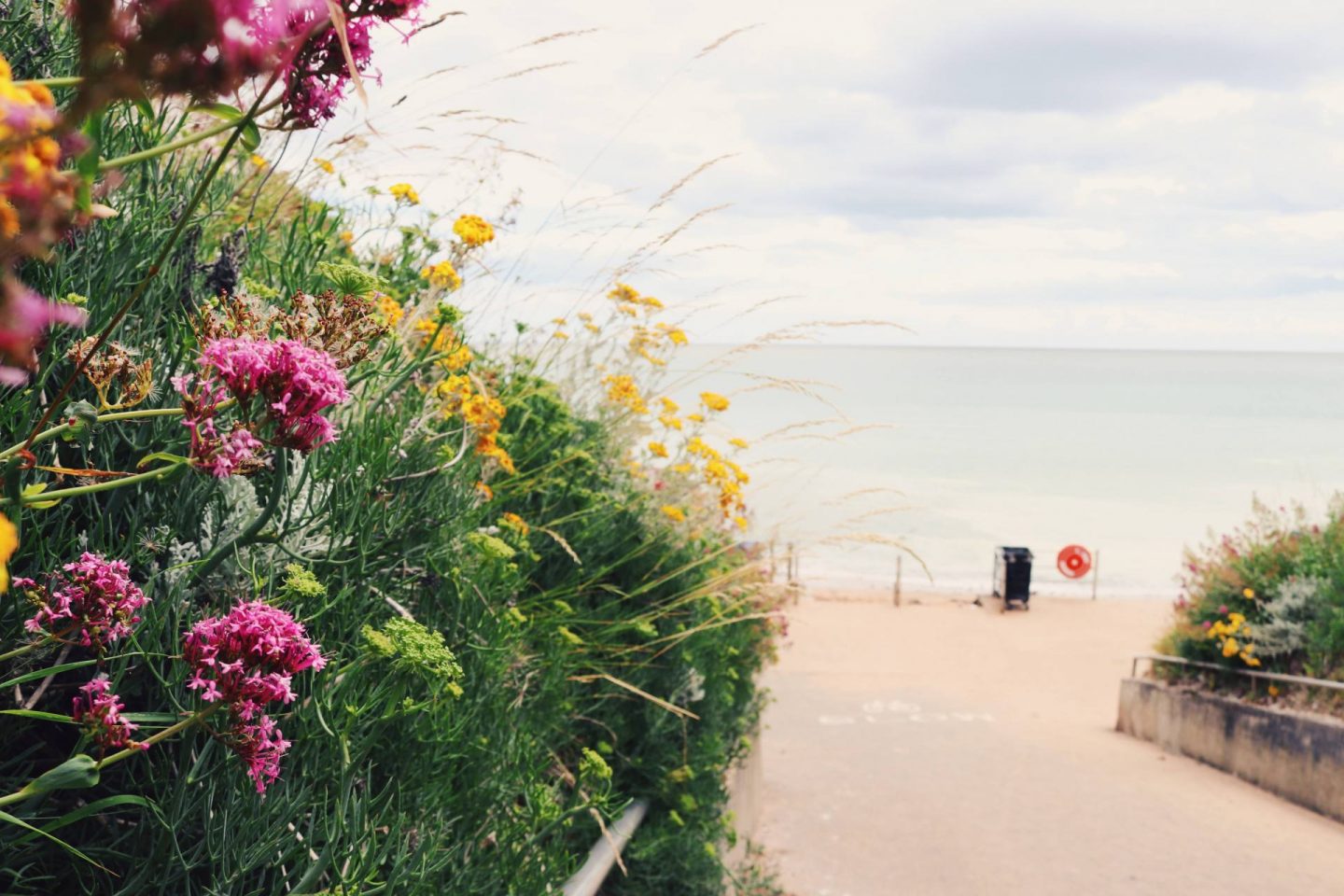 UK beaches Close to London – Grab Yer Spade (or trowel) & Let’s Go.